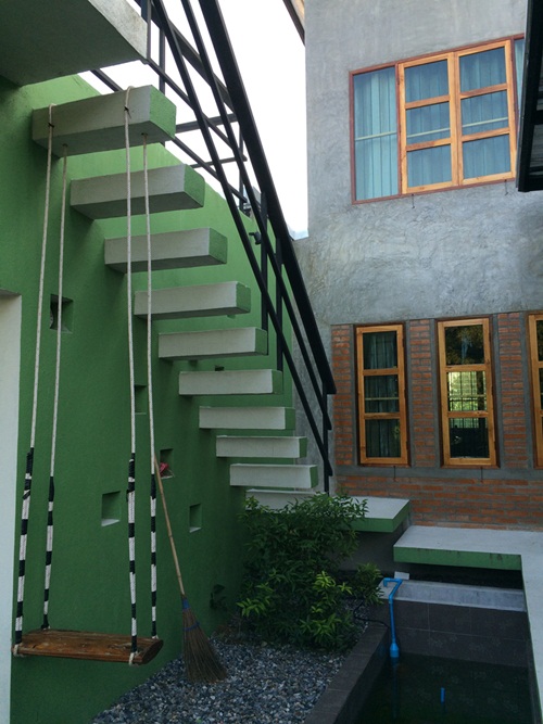 ��ҹ�ٹ����� 3 ��ͧ�͹ 4 ��ͧ��� �� 1.3 ��ҹ