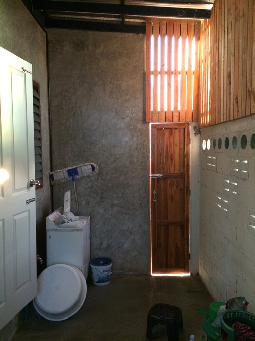 ��ҹ�ٹ����� 3 ��ͧ�͹ 4 ��ͧ��� �� 1.3 ��ҹ