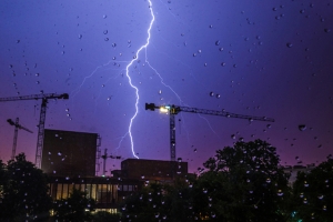 ෤�Ԥ����������ҹ��������Ѻ��;��ؽ���Ҥйͧ ��͹������Ĵٽ�