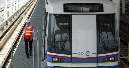 �����ᨡ �ѵ������� 2 �ʹ� 22 ��.�.��� ������������չ���Թ-��ǧ