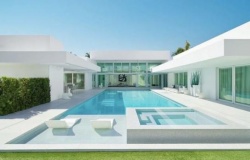 ºҹ PoolVilla