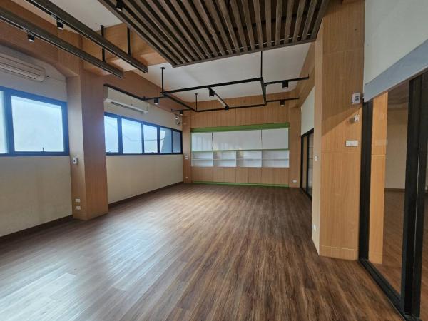 ����ӹѡ�ҹ �ҧࢹ��ا෾