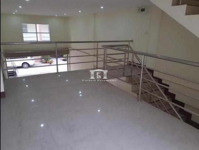 ����Ҥ�þҳԪ�� �ҧᤡ�ا෾