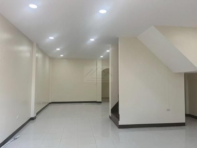 ��ҹ������ ��ͧ�¡�ا෾