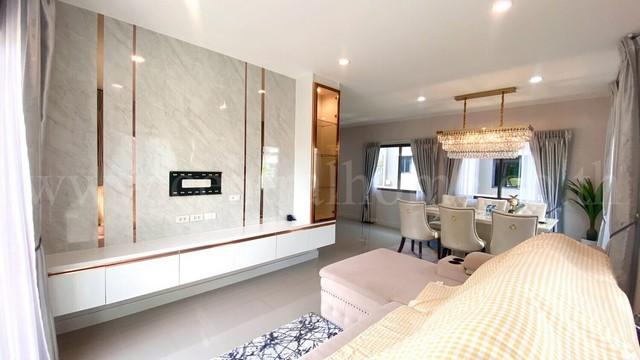 ��º�ҹ �ҧ��� ��طû�ҡ��