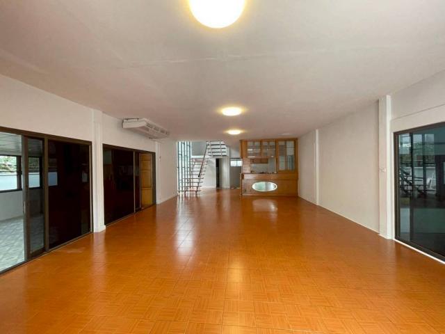 ��ҹ������ �Թᴧ��ا෾