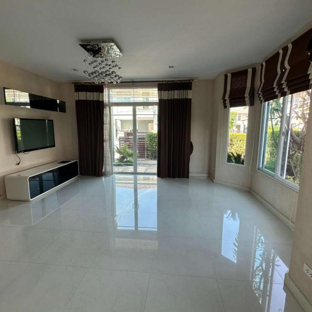 ��º�ҹ �ҧᤡ�ا෾