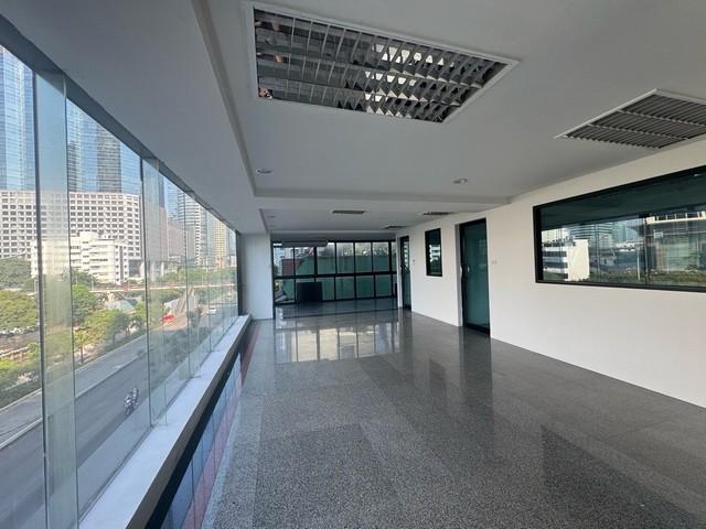 �ӹѡ�ҹ������ �ҷá�ا෾