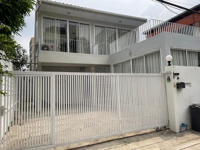 ��ҹ������ ���¢�ҧ��ا෾