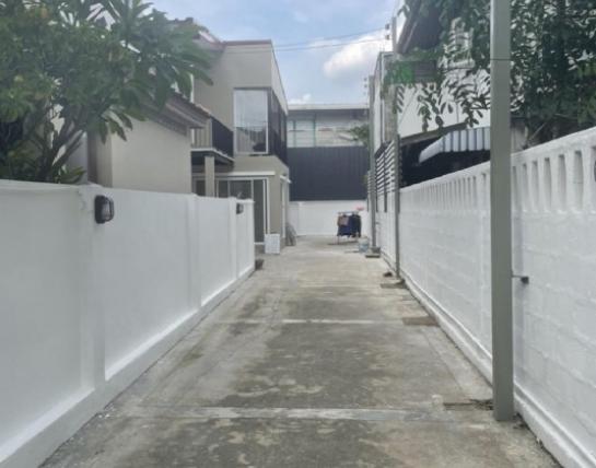 ��ҹ������ ���¢�ҧ��ا෾