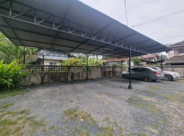 ����Ҥ�þҳԪ�� �ѹ��ᾧ ��§����