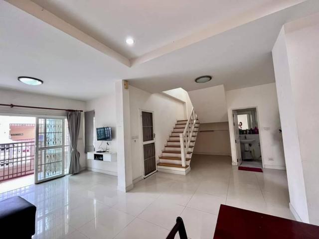 ��ҹ������ �͹���ͧ��ا෾