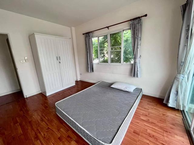 ��ҹ������ �͹���ͧ��ا෾