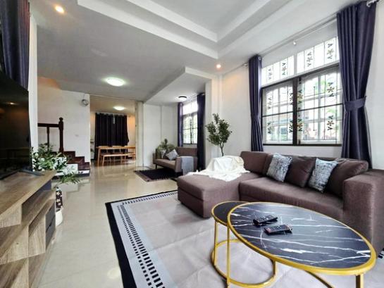 ��ҹ������ �ҧ�лԡ�ا෾