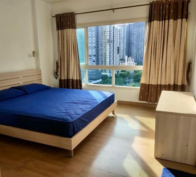 �͹������� ���¢�ҧ��ا෾