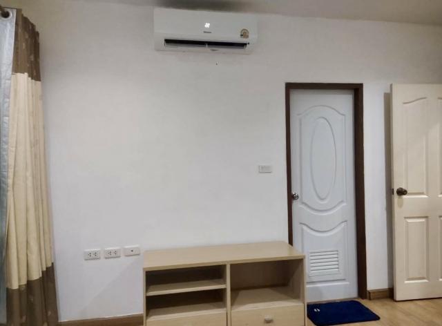 �͹������� ���¢�ҧ��ا෾