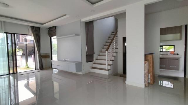 ��º�ҹ �ҧ��� ��طû�ҡ��