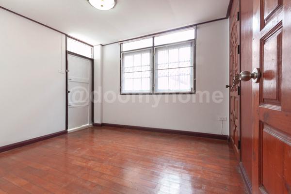 ��ҹ������ ���¢�ҧ��ا෾