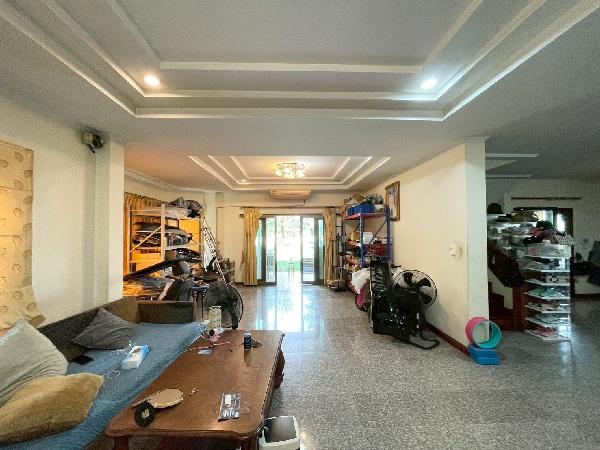 ��º�ҹ ���ͧ��طû�ҡ�� ��طû�ҡ��