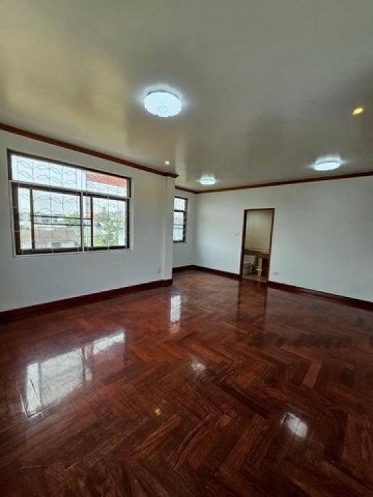 ��ҹ������ �ѧ�ͧ��ҧ��ا෾