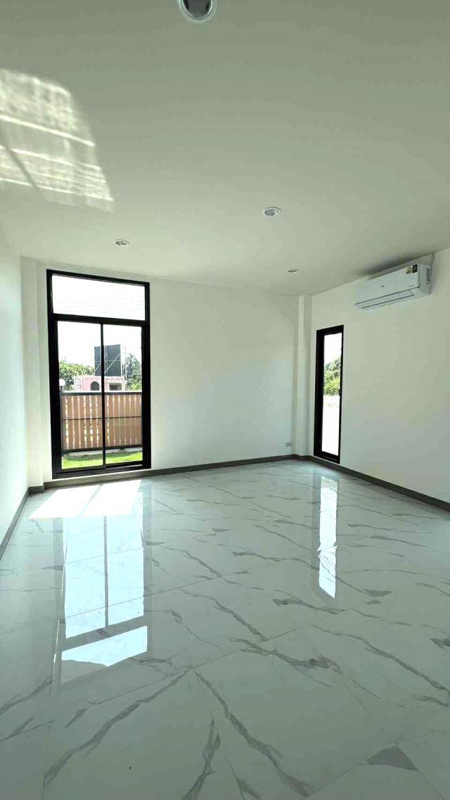 ��ҹ������ �ѹ���� ��§����