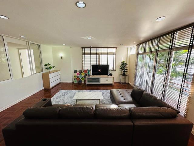 ��ҹ������ �Ѳ�ҡ�ا෾