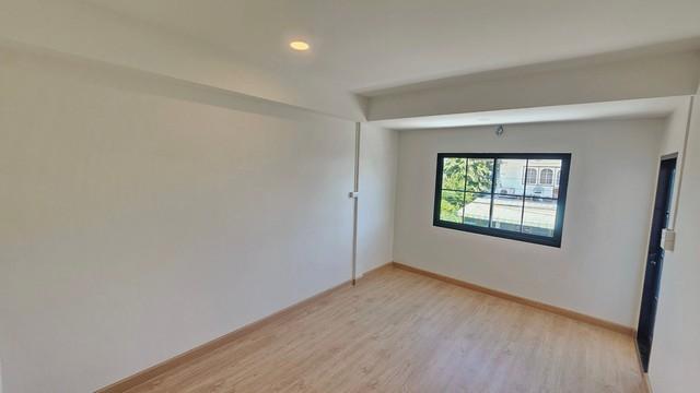 ��º�ҹ �ҧ�ҡ�ا෾