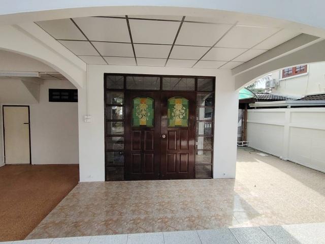 ��ҹ������ �͹���ͧ��ا෾