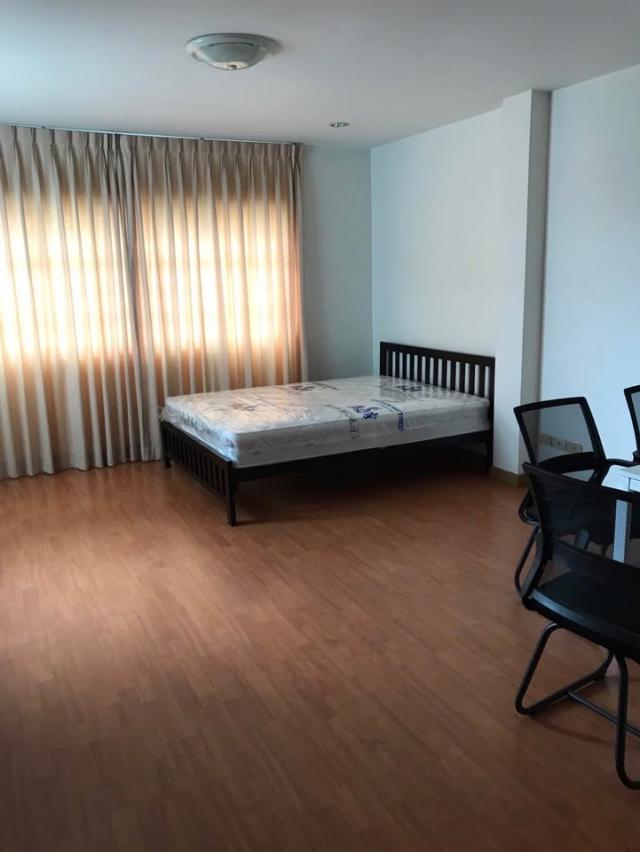 ��ҹ������ ���¢�ҧ��ا෾