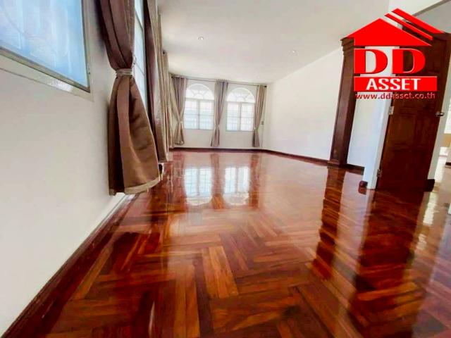 ��ҹ������ �����ȡ�ا෾