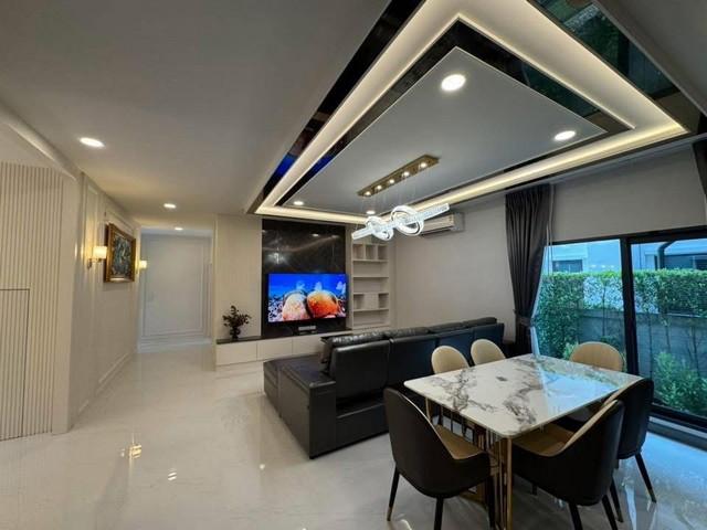 ��ҹ������ �ҧ��� ��طû�ҡ��