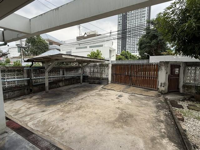 ��º�ҹ �ҧ�лԡ�ا෾