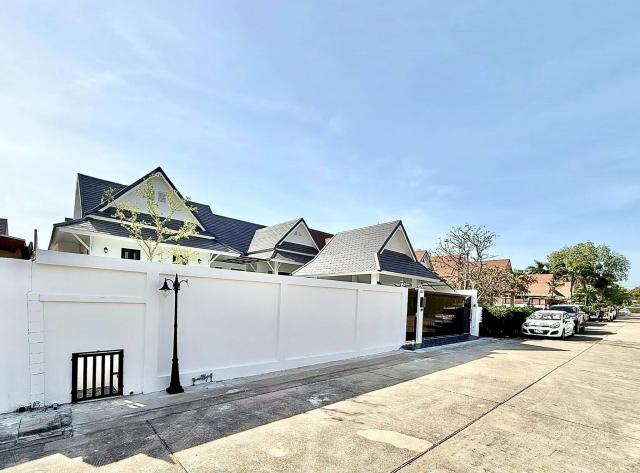 ��º�ҹ �ҧ���ا �ź���