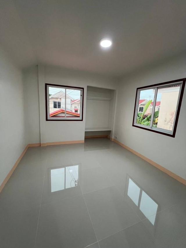 ��º�ҹ �Ԥ��Ѳ�� ���ͧ