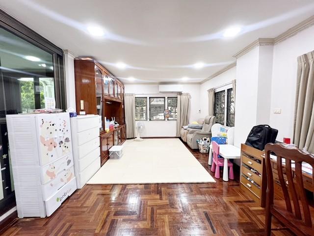 ��º�ҹ ���觪ѹ��ا෾