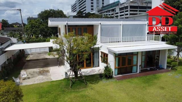 ��ҹ������ ��بѡá�ا෾