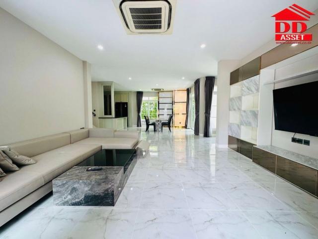 ��ҹ������ �ҧ��� ��طû�ҡ��