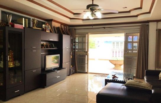 ��ҹSukhumvit ���ͧ