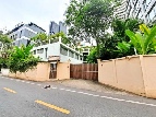 SINGLE HOUSE SUKHUMVIT 19