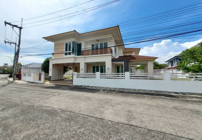 �ź��� �� A House property