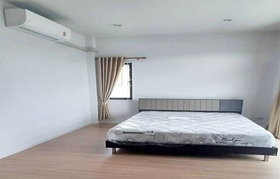 ��ҹSukhumvit ���ͧ