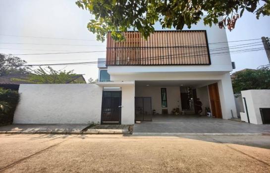 ��ҹPoolVilla 8,900,000 �ҷ