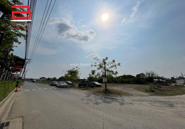 �Ѳ�� �� Baan Bangkok Broker