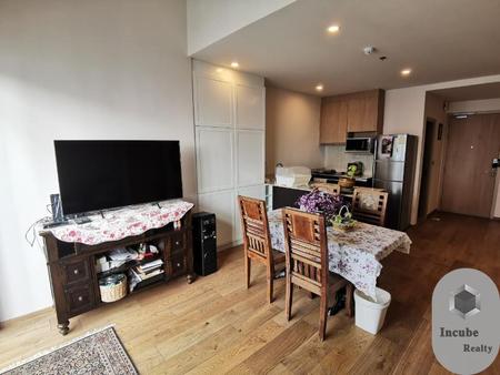 ྪú��� �� incube