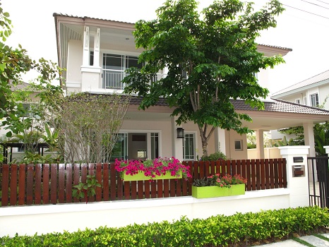 ��º�ҹ����� 8,200,000 �ҷ