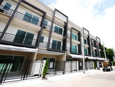 �ǹ��ǧ �� Nuttapong