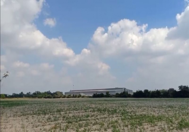 �ź��� �� A House property