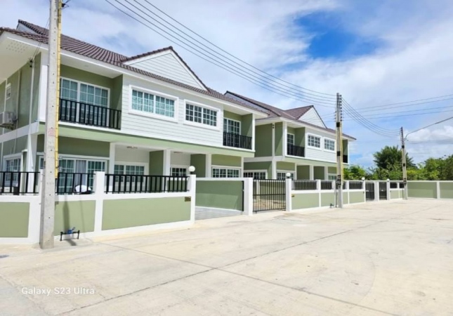 �ź��� �� A House property