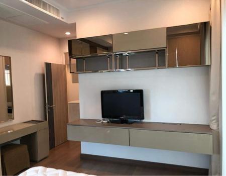 ���� �� incube