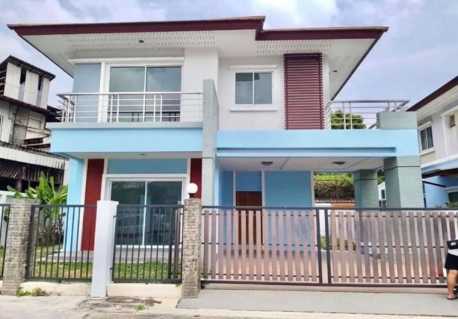 ���ͧ �� A House property